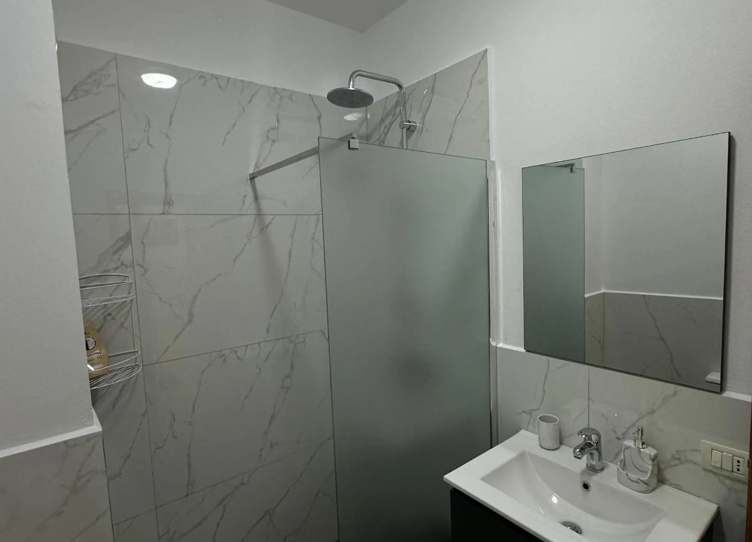 Laert'S Appartement Tirana 0*,